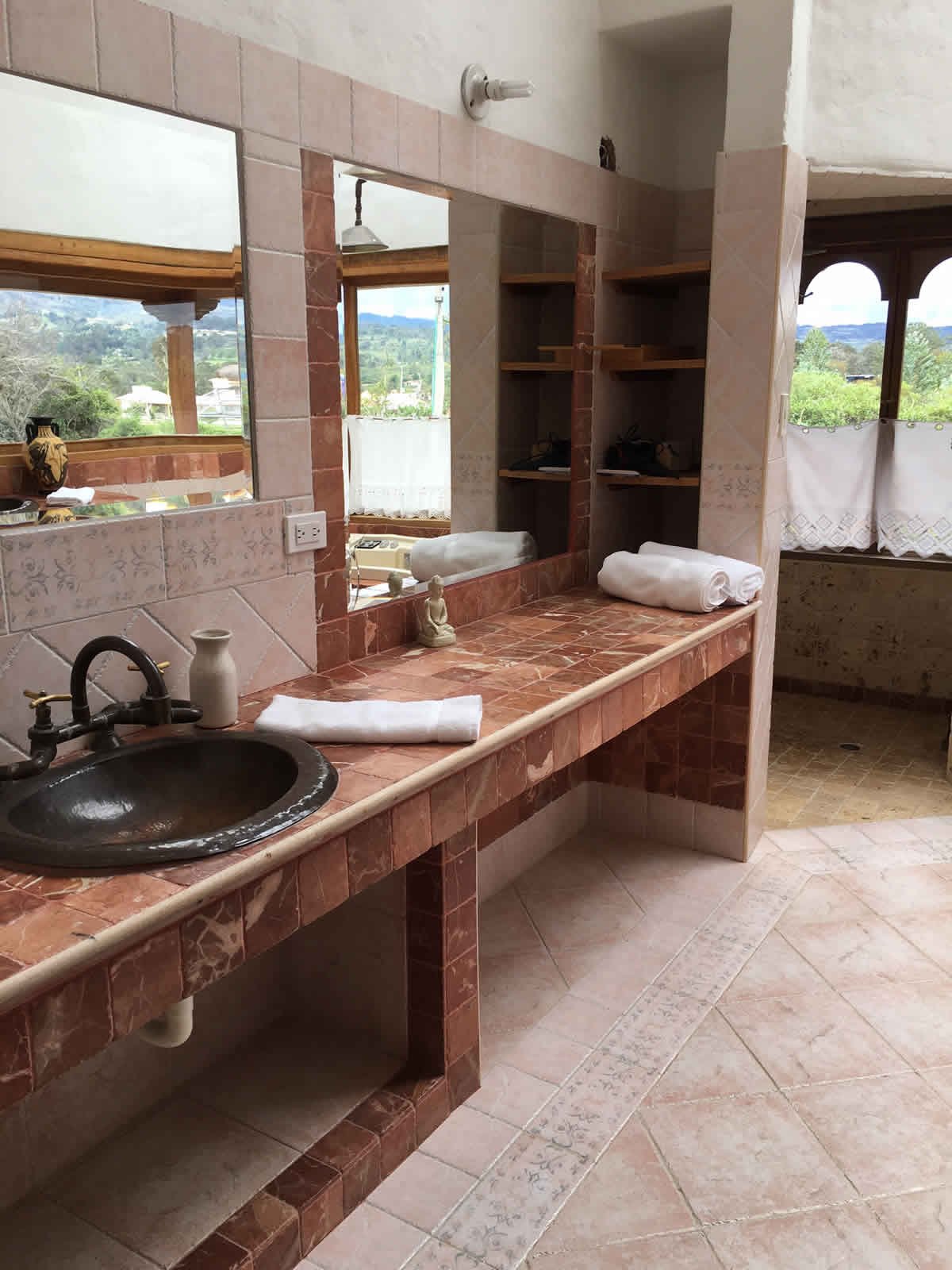 Baño casa Furachagua Villa de Leyva