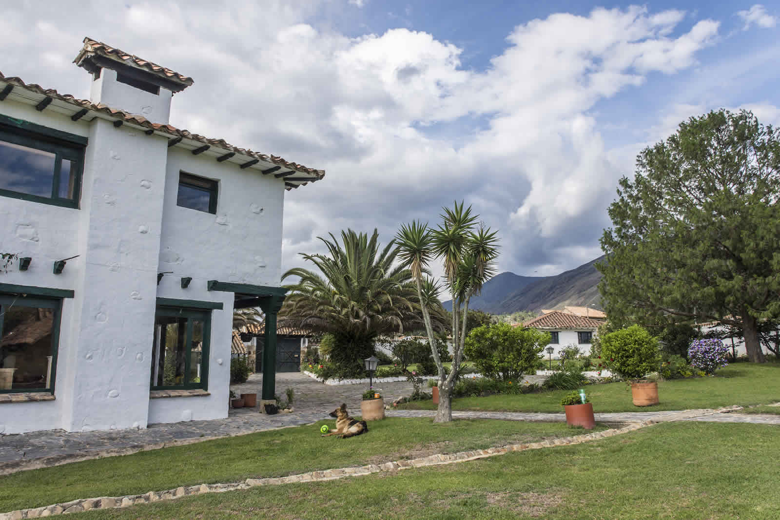 Exteriores casa tamoe en villa de leyva