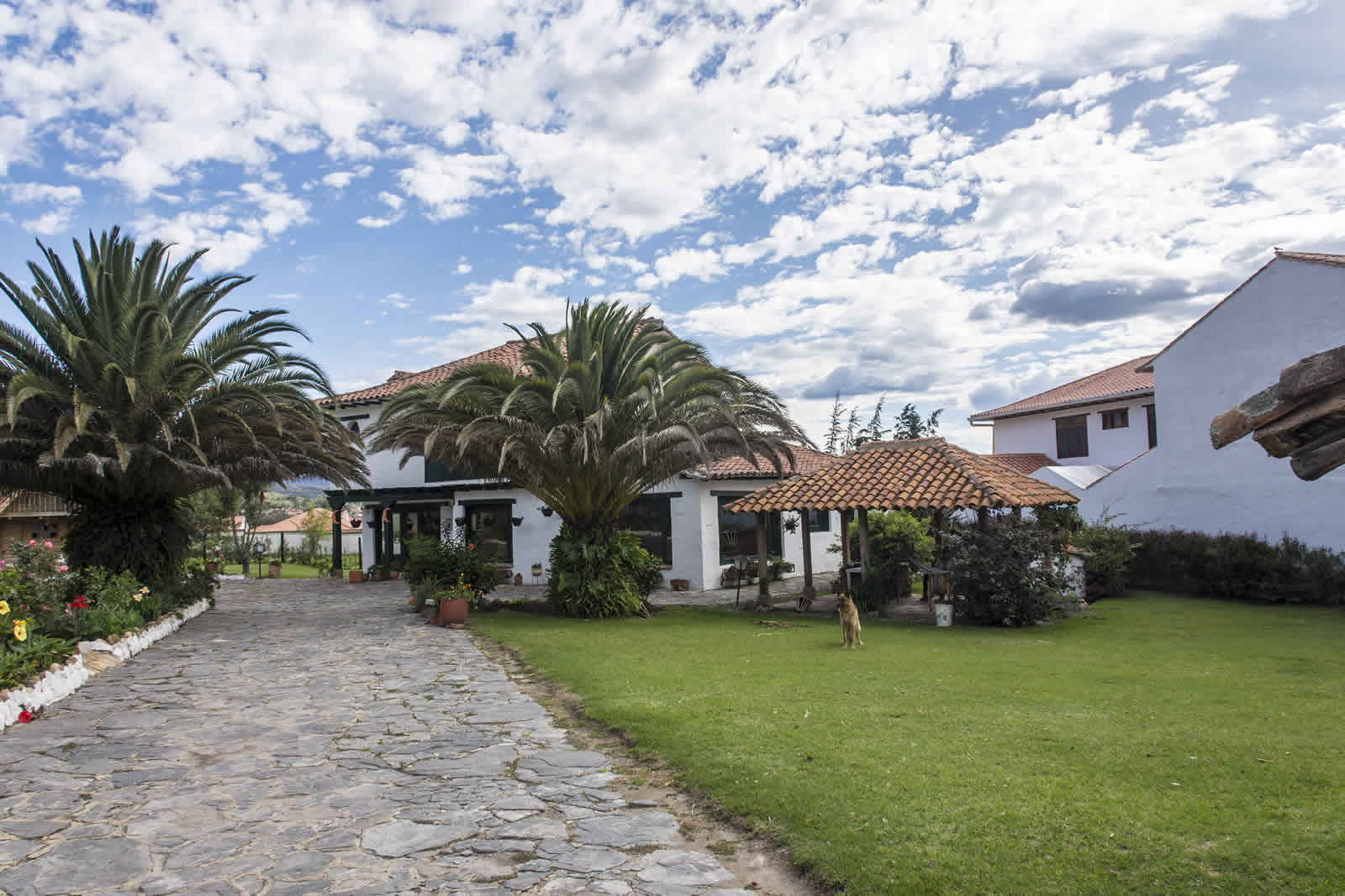 Fachada casa tamoe en Villa de Leyva