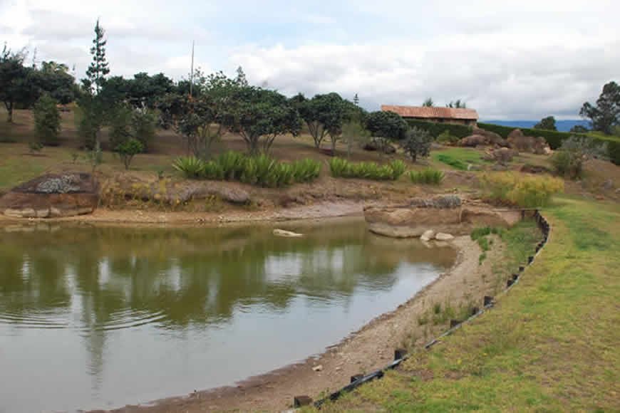 Lago casa loma de los vientos en Villa de Leyva