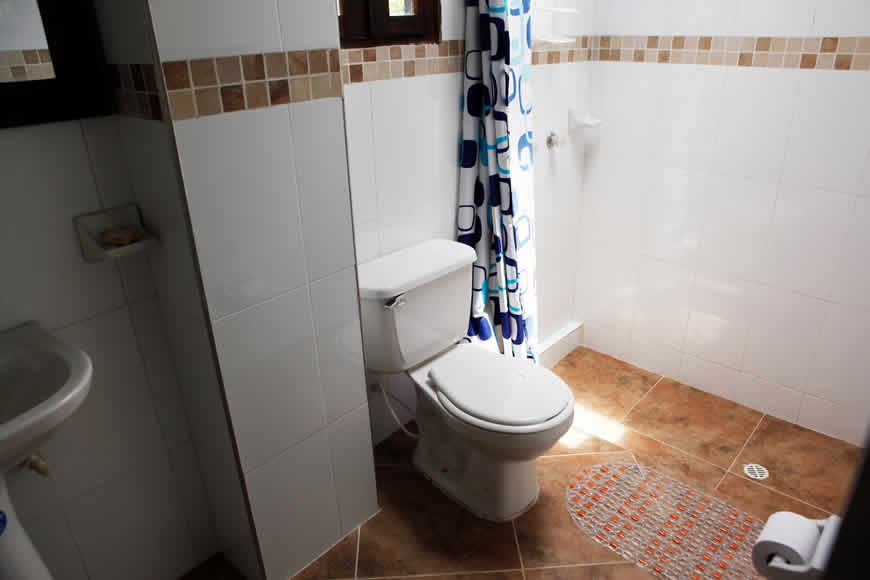 Baño casa del río en Villa de Leyva