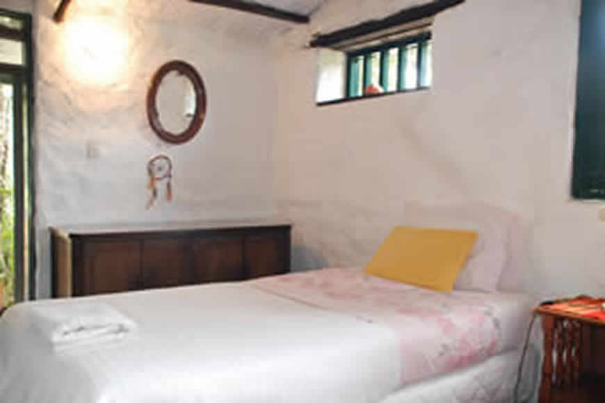 Habitación 3 cabaña la rupa en Villa de Leyva