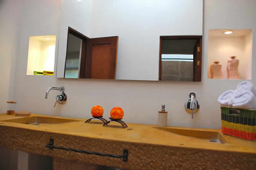 Baño casa del viento en Villa de Leyva