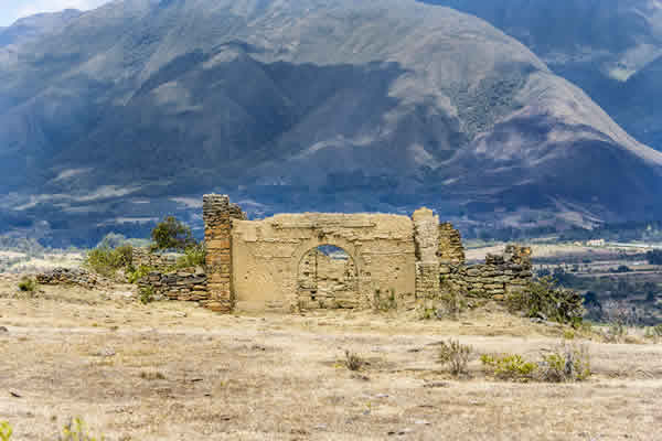 Ruinas de la iglesia de Gachantivá viejo construida en 1715