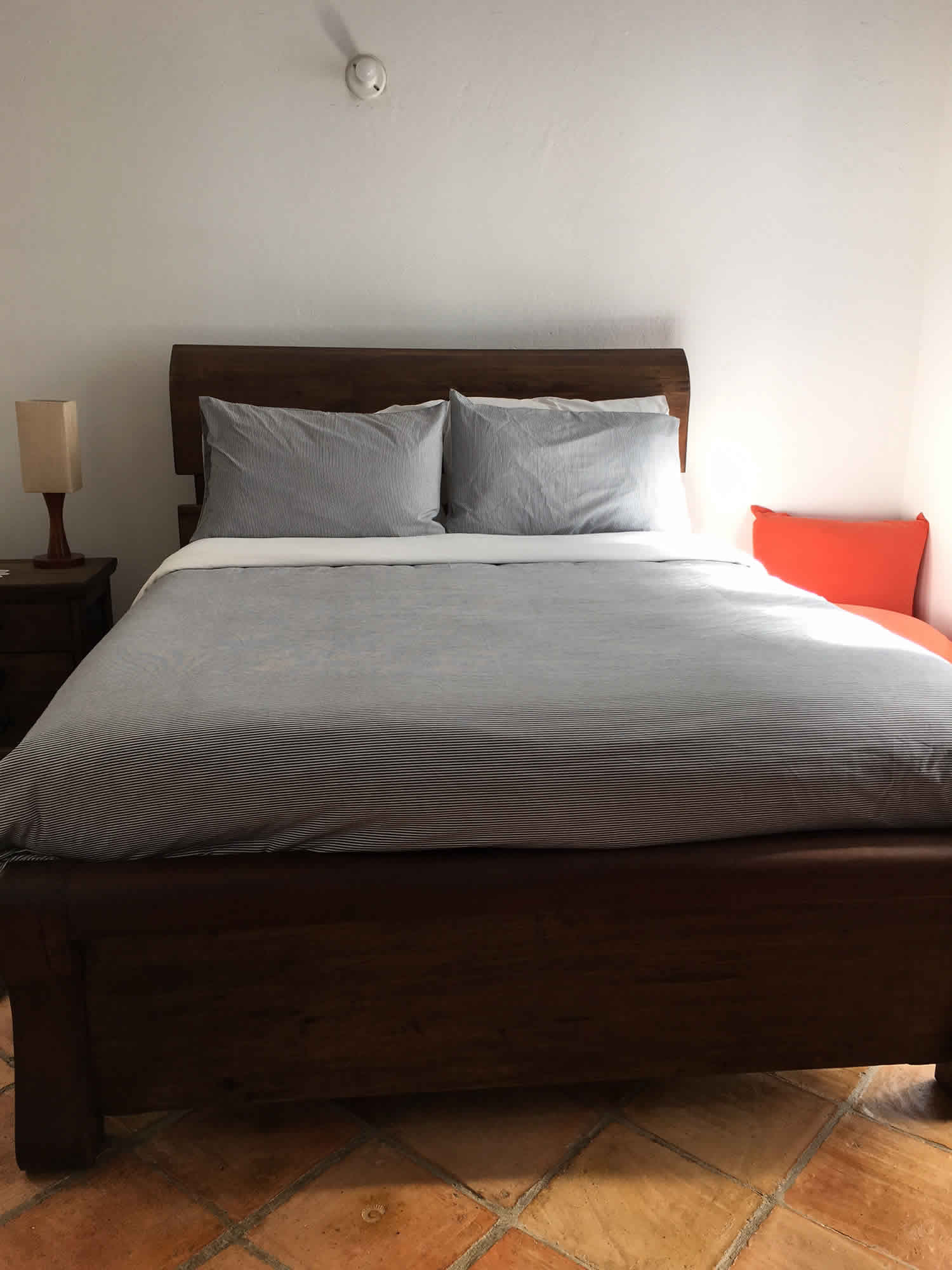 Alquiler Casa Azul en Villa de Leyva Escalera habitación 3