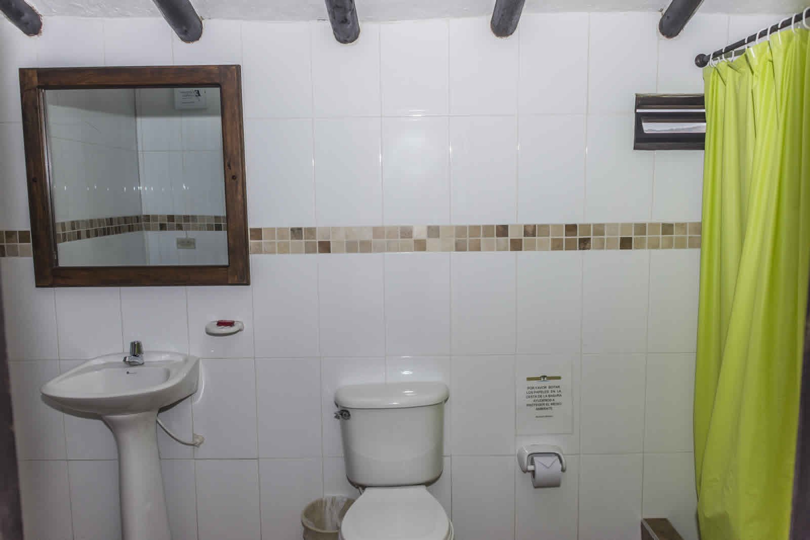 Alquiler casa de verano Villa de Leyva baño habitación 2